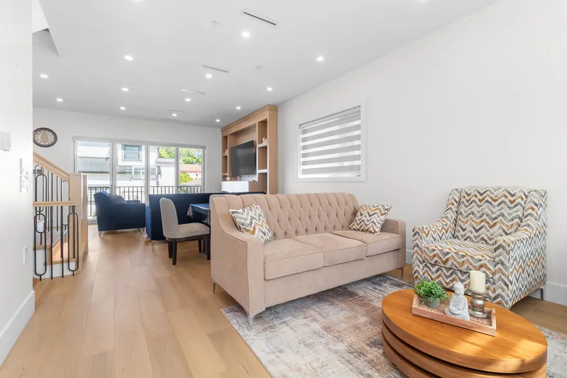 7662 FRENCH STREET - photo 3 of 25