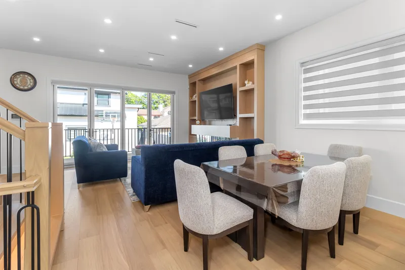 7662 FRENCH STREET - photo 4 of 25