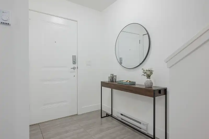 103 19433 68 AVENUE - photo 4 of 35