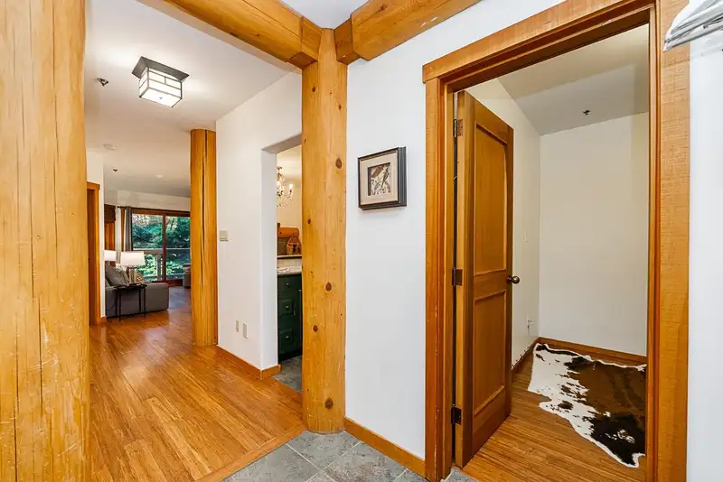5 2240 NORDIC DRIVE - photo 4 of 40