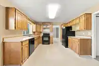 21583 126 AVENUE - thumbnail 8