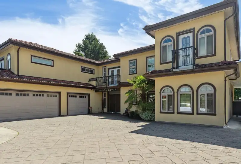 4460 WESTMINSTER HIGHWAY - photo 1 of 37