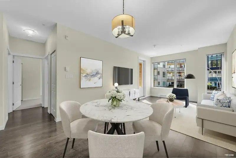 309 2665 MOUNTAIN HIGHWAY - photo 1 of 1