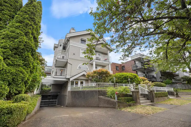 201 1868 W 8TH AVENUE - photo 1 of 26