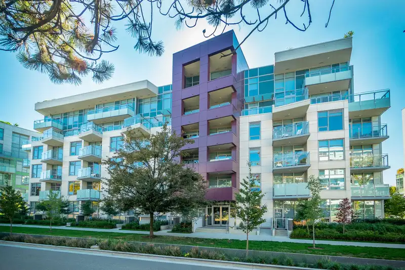 205 5033 CAMBIE STREET - photo 2 of 26