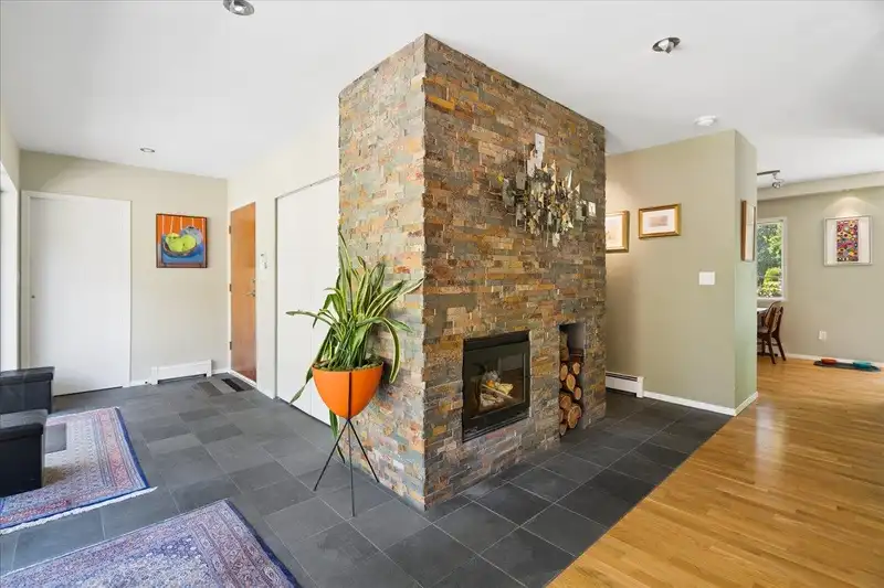 11626 243RD STREET - photo 4 of 30