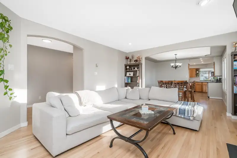 8248 MCINTYRE STREET - photo 4 of 40