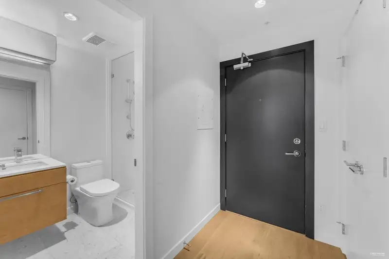 803 13438 CENTRAL AVENUE - photo 2 of 25