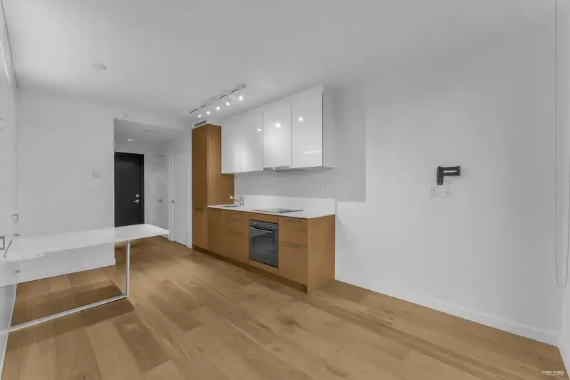 803 13438 CENTRAL AVENUE - photo 3 of 25