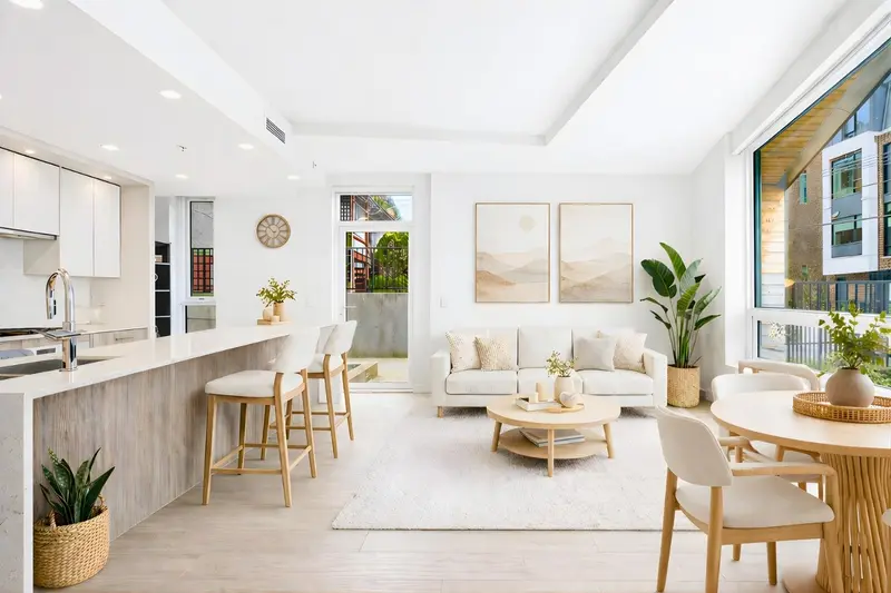 103 7638 CAMBIE STREET - photo 1 of 19