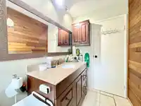257 ANGELA DRIVE - thumbnail 10