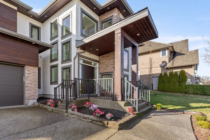 2697 AQUILA DRIVE - photo 3 of 25