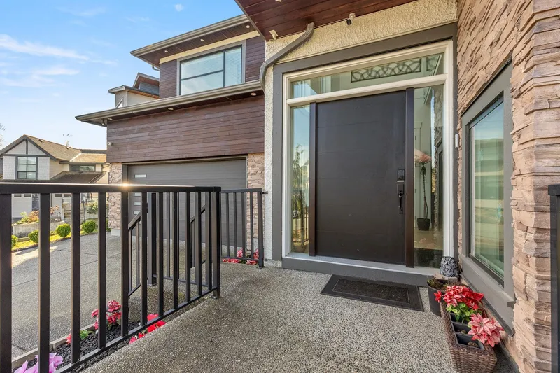 2697 AQUILA DRIVE - photo 4 of 25