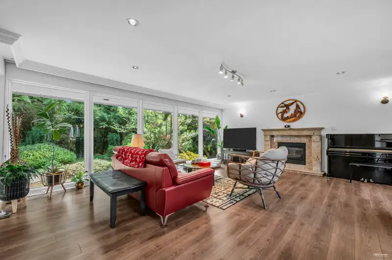 341 RABBIT LANE - photo 2 of 36