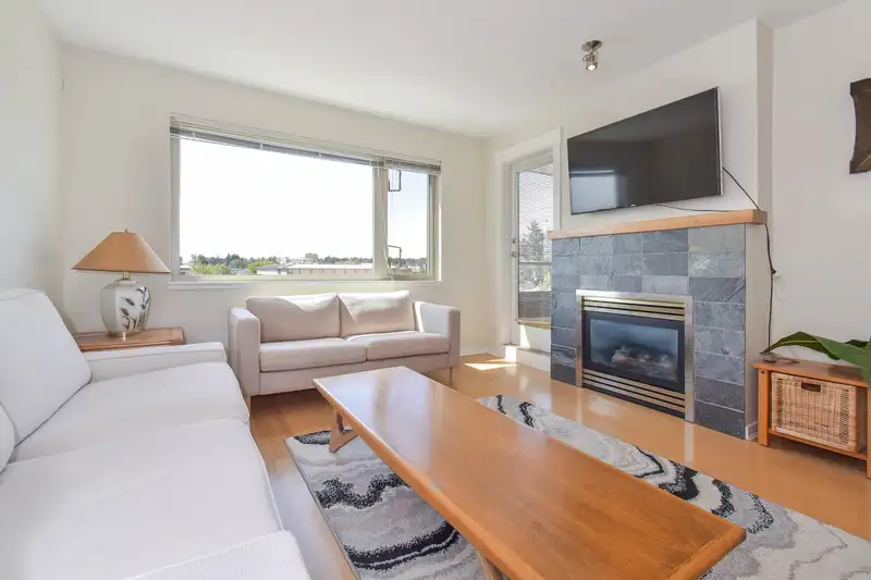 309 1315 56 STREET - photo 4 of 15