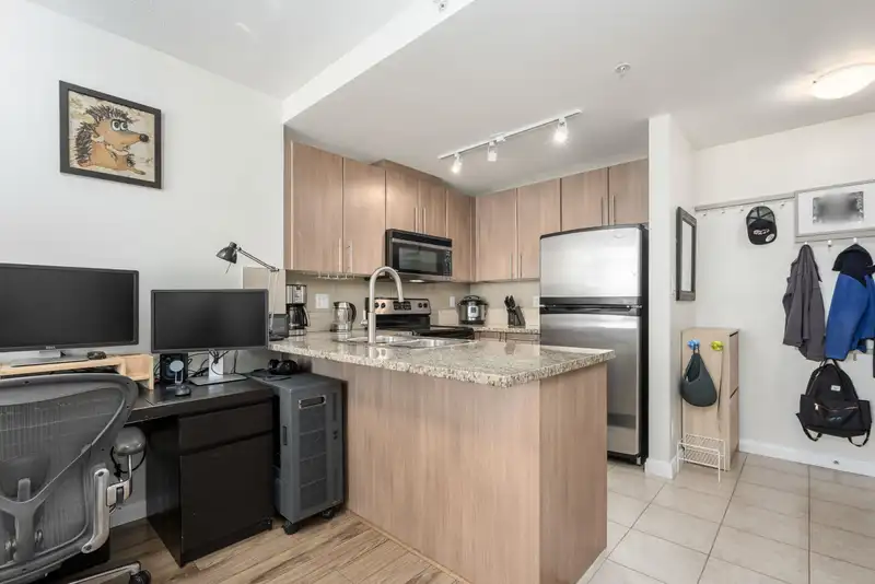 3105 892 CARNARVON STREET - photo 2 of 32