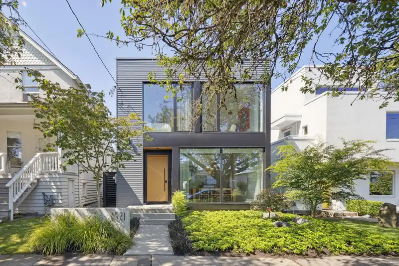 4521 SOPHIA STREET - photo 2 of 40