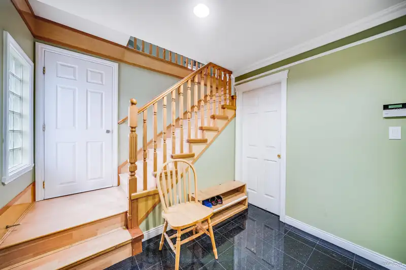 742 E 51ST AVENUE - photo 4 of 36