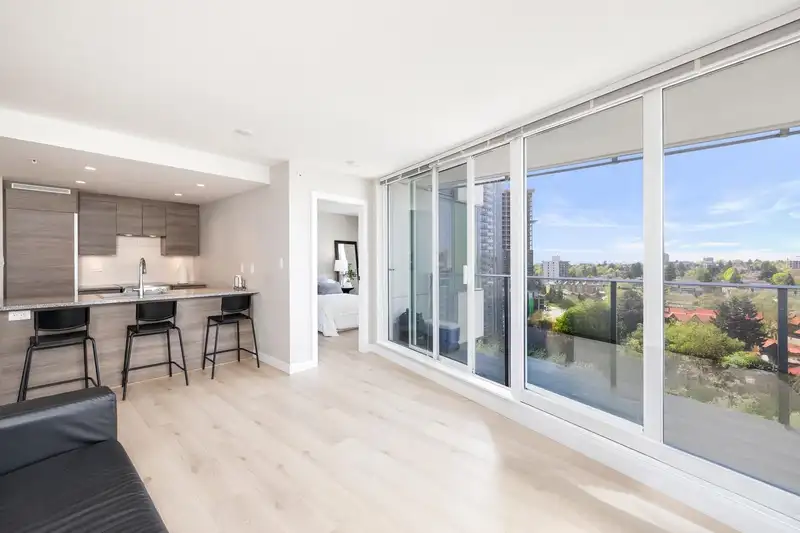 1606 489 INTERURBAN WAY - photo 1 of 28
