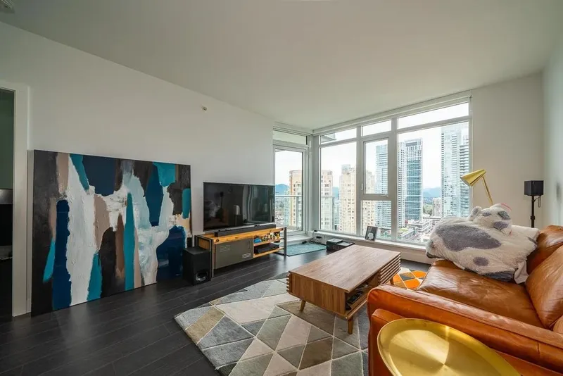 1902 4458 BERESFORD STREET - photo 3 of 25