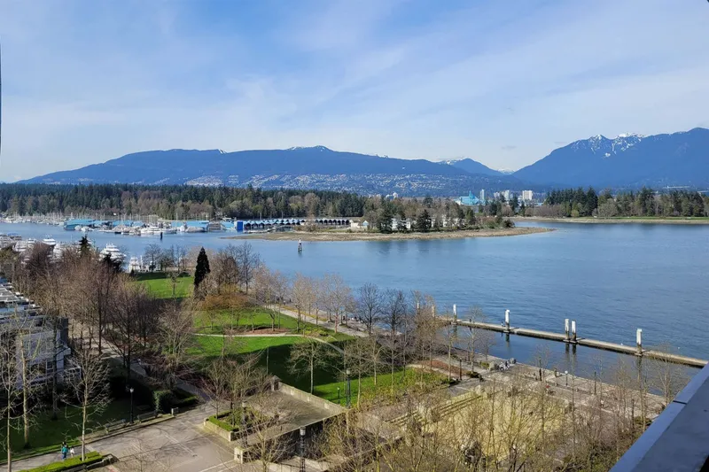 903 1169 W CORDOVA STREET - photo 1 of 18