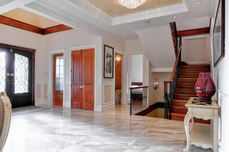 2237 W 37TH AVENUE - photo 2 of 25