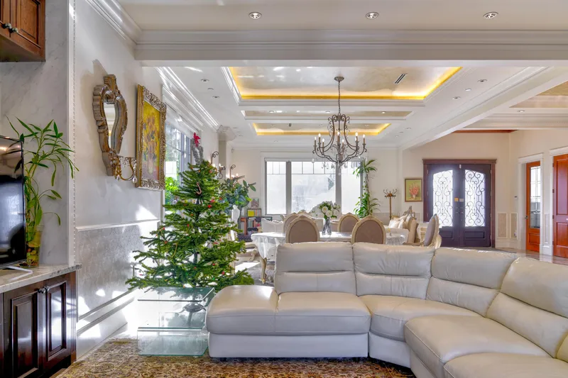 2237 W 37TH AVENUE - photo 3 of 25