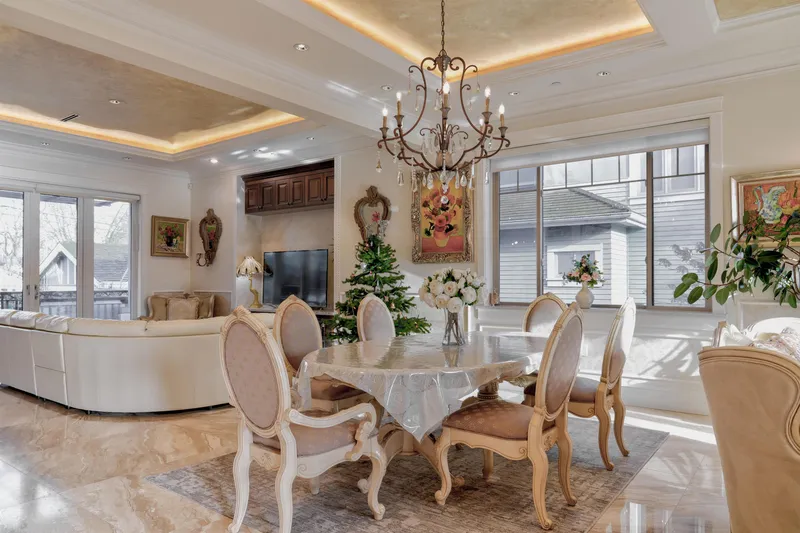 2237 W 37TH AVENUE - photo 4 of 25