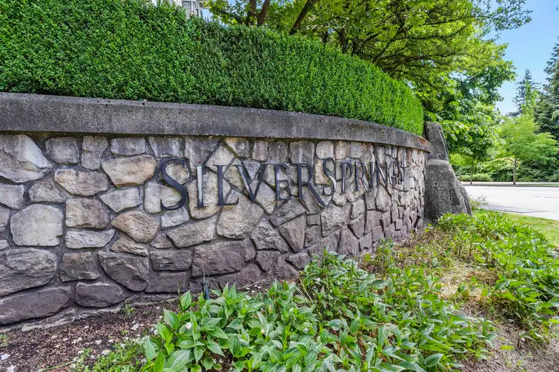 301 2966 SILVER SPRINGS BOULEVARD - photo 3 of 36