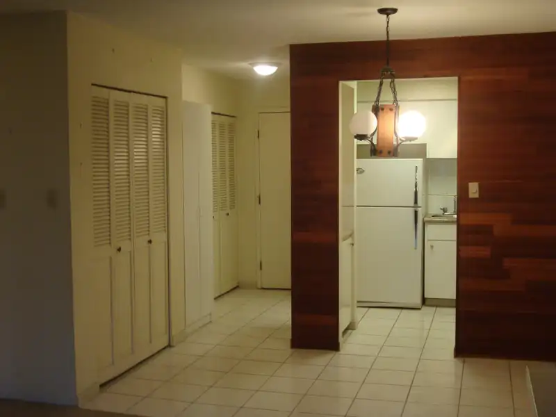 216 3150 PRINCE EDWARD STREET - photo 2 of 8
