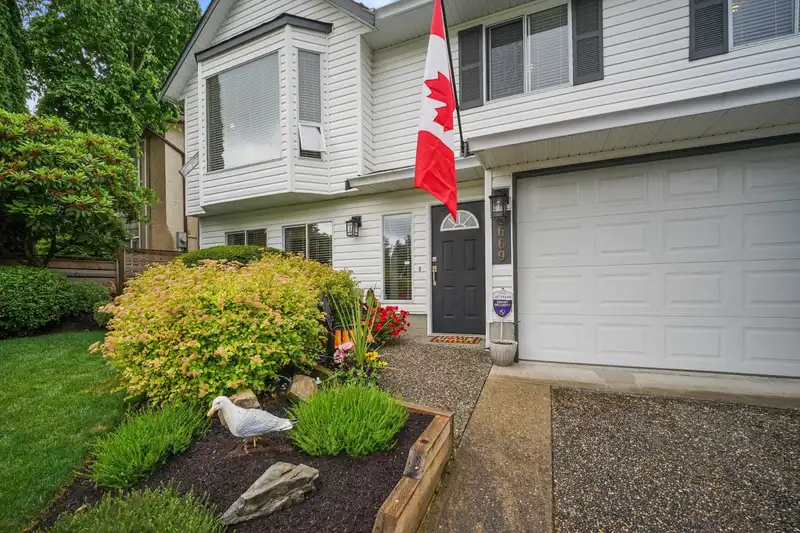 3669 BULKLEY STREET - photo 3 of 30