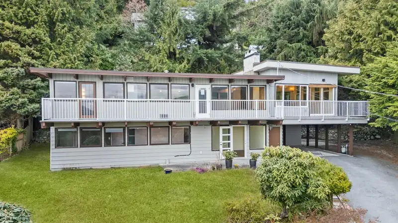 565 ST. GILES ROAD - photo 2 of 34