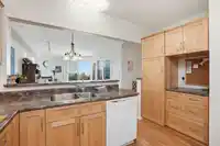 302 5780 TRAIL AVENUE - thumbnail 18
