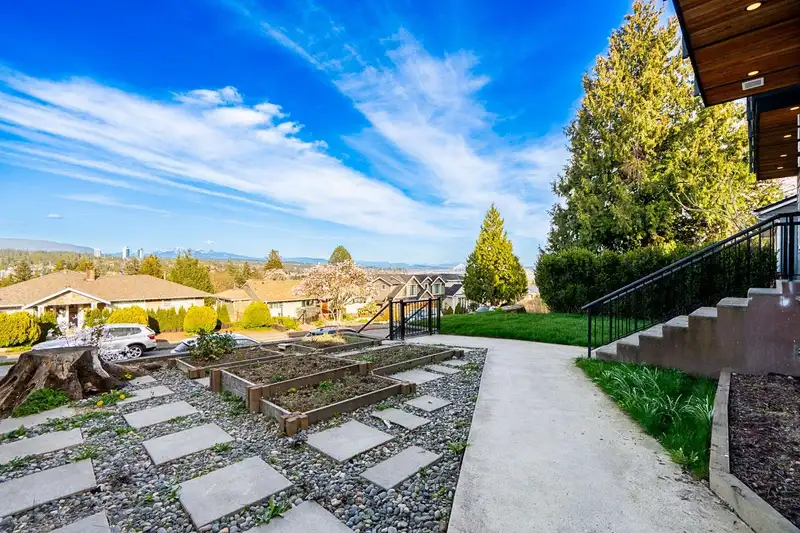 7749 LEE STREET - photo 3 of 39