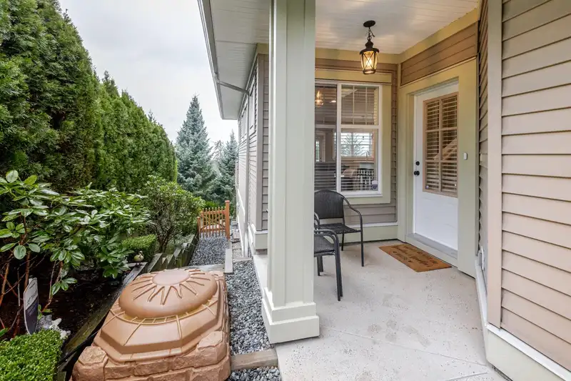 13 7177 179 STREET - photo 2 of 40