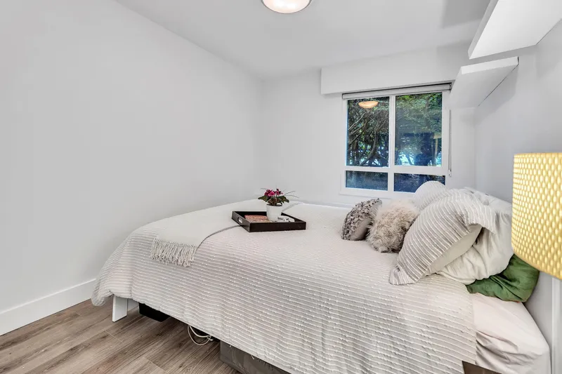 107 215 N TEMPLETON DRIVE - photo 4 of 19