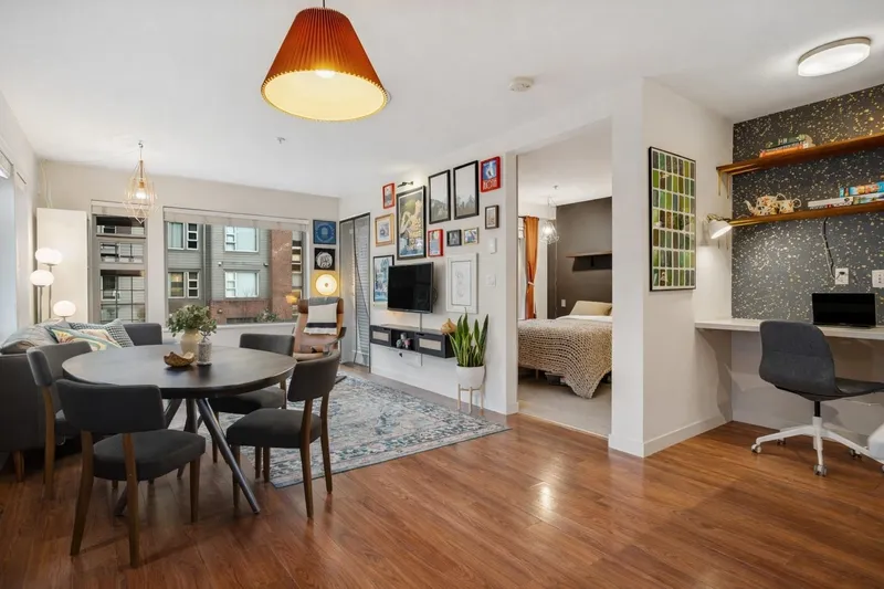 310 1673 LLOYD AVENUE - photo 1 of 17