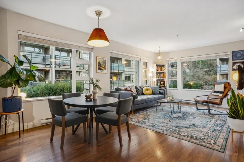 310 1673 LLOYD AVENUE - photo 2 of 17