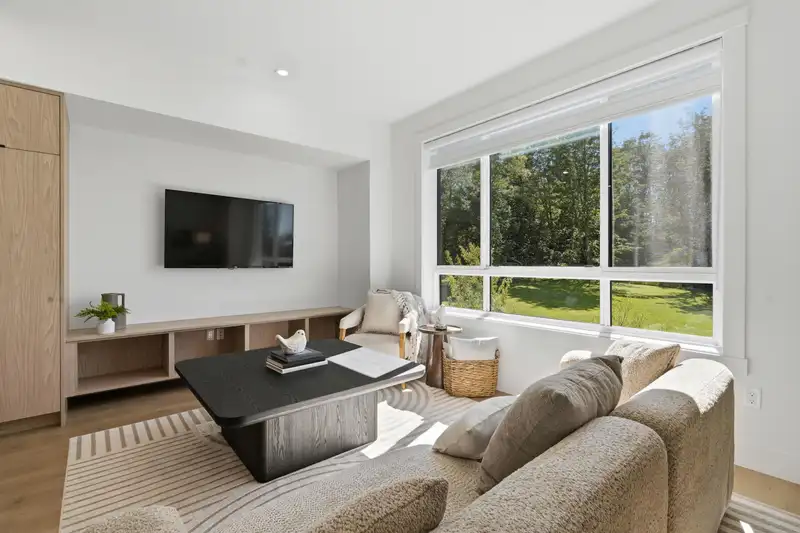 13 5993 143 STREET - photo 1 of 34