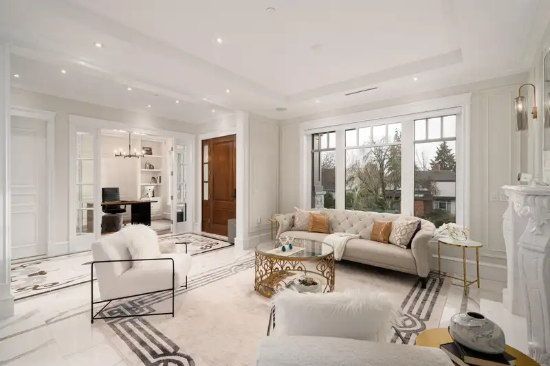 4027 W 35TH AVENUE - photo 1 of 12