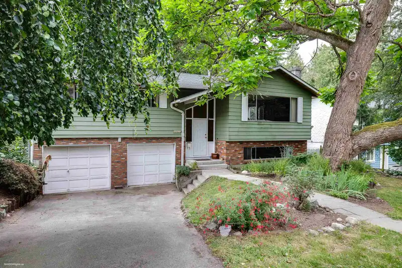 7733 138 STREET - photo 1 of 27