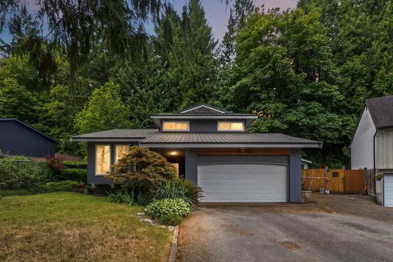 19750 N WILDWOOD CRESCENT - photo 1 of 36