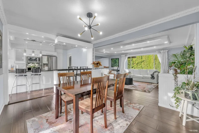 4380 WOODCREST ROAD - photo 1 of 25