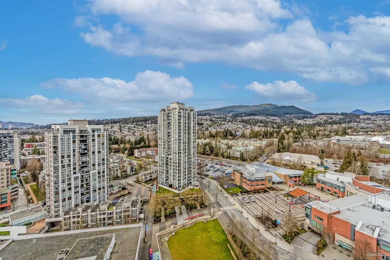 2208 3007 GLEN DRIVE - photo 2 of 25