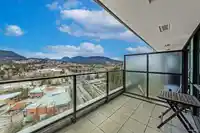 2208 3007 GLEN DRIVE - thumbnail 3