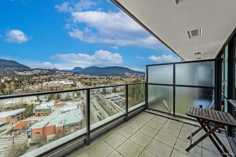 2208 3007 GLEN DRIVE - photo 3 of 25