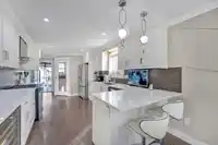 221 CAMPBELL STREET - thumbnail 16