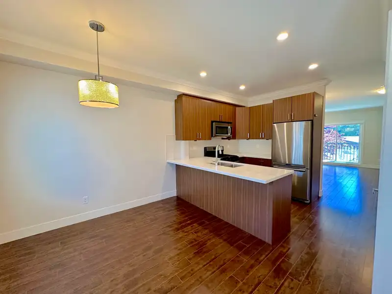 12 8391 WILLIAMS ROAD - photo 2 of 26
