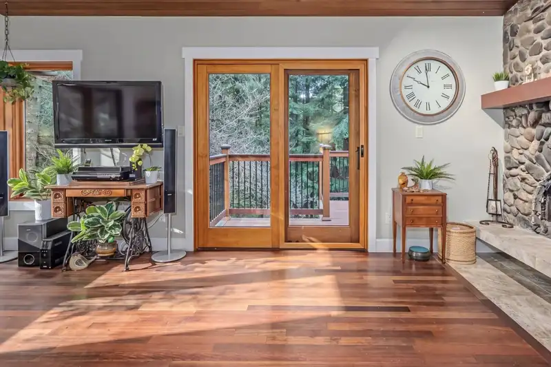 12595 BLUE MOUNTAIN CRESCENT - photo 4 of 39