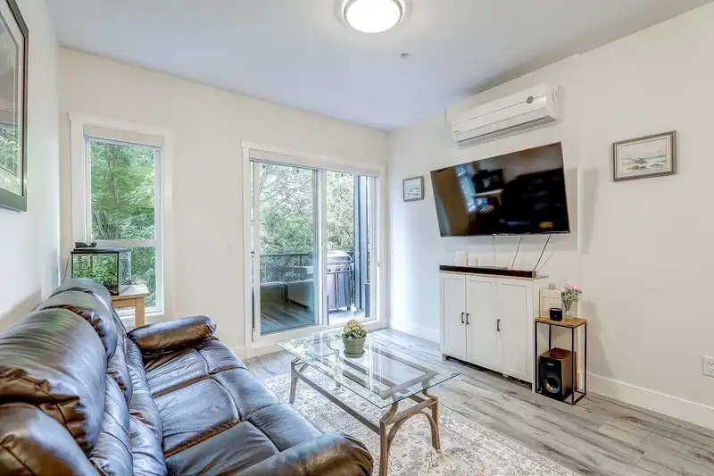 206 12310 222 STREET - photo 2 of 28